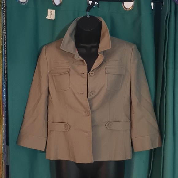 Women's jacket - Picture 1 of 6